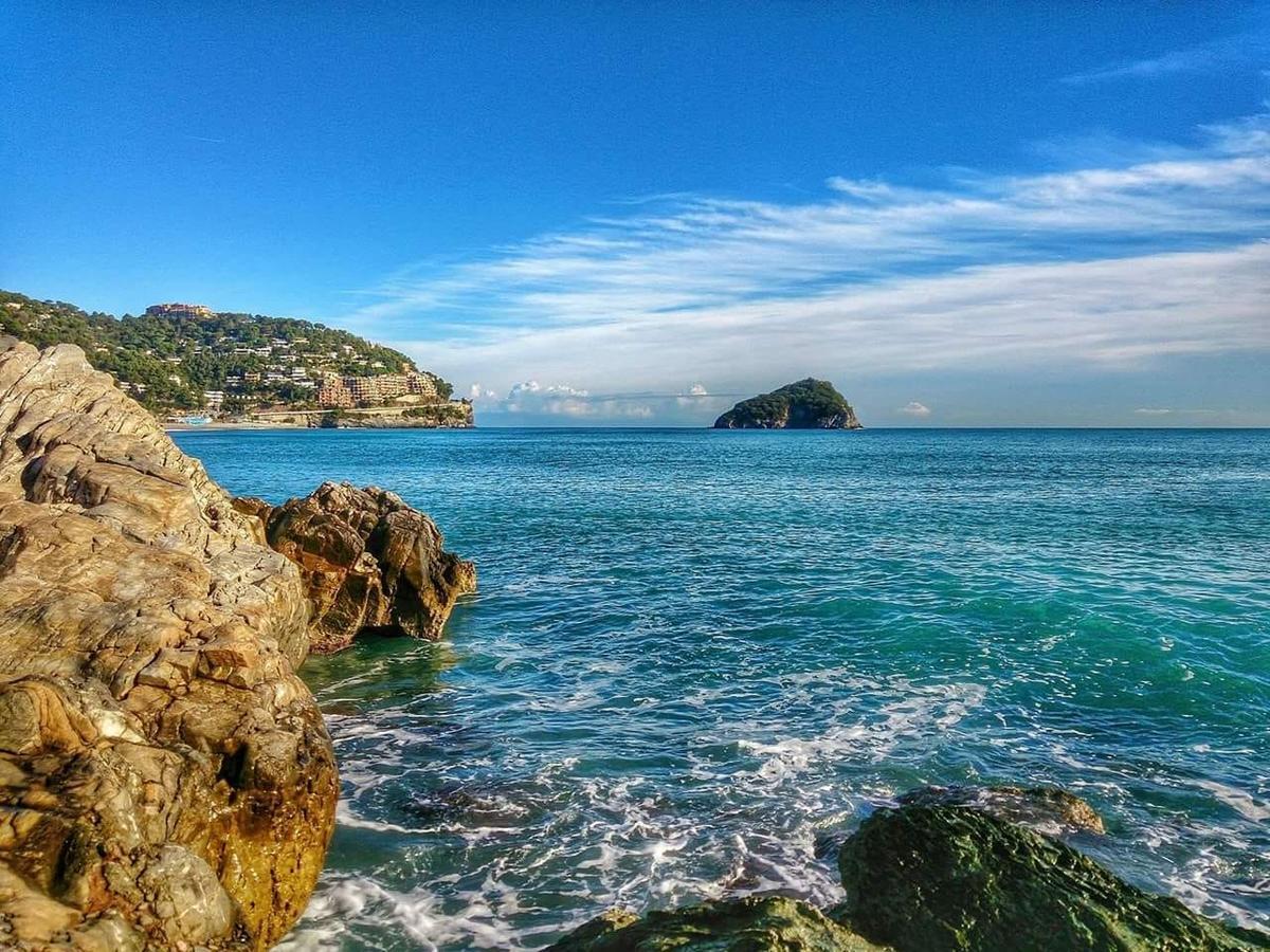 La Terra Di Mingo Acomodação com café da manhã Vado Ligure Exterior foto