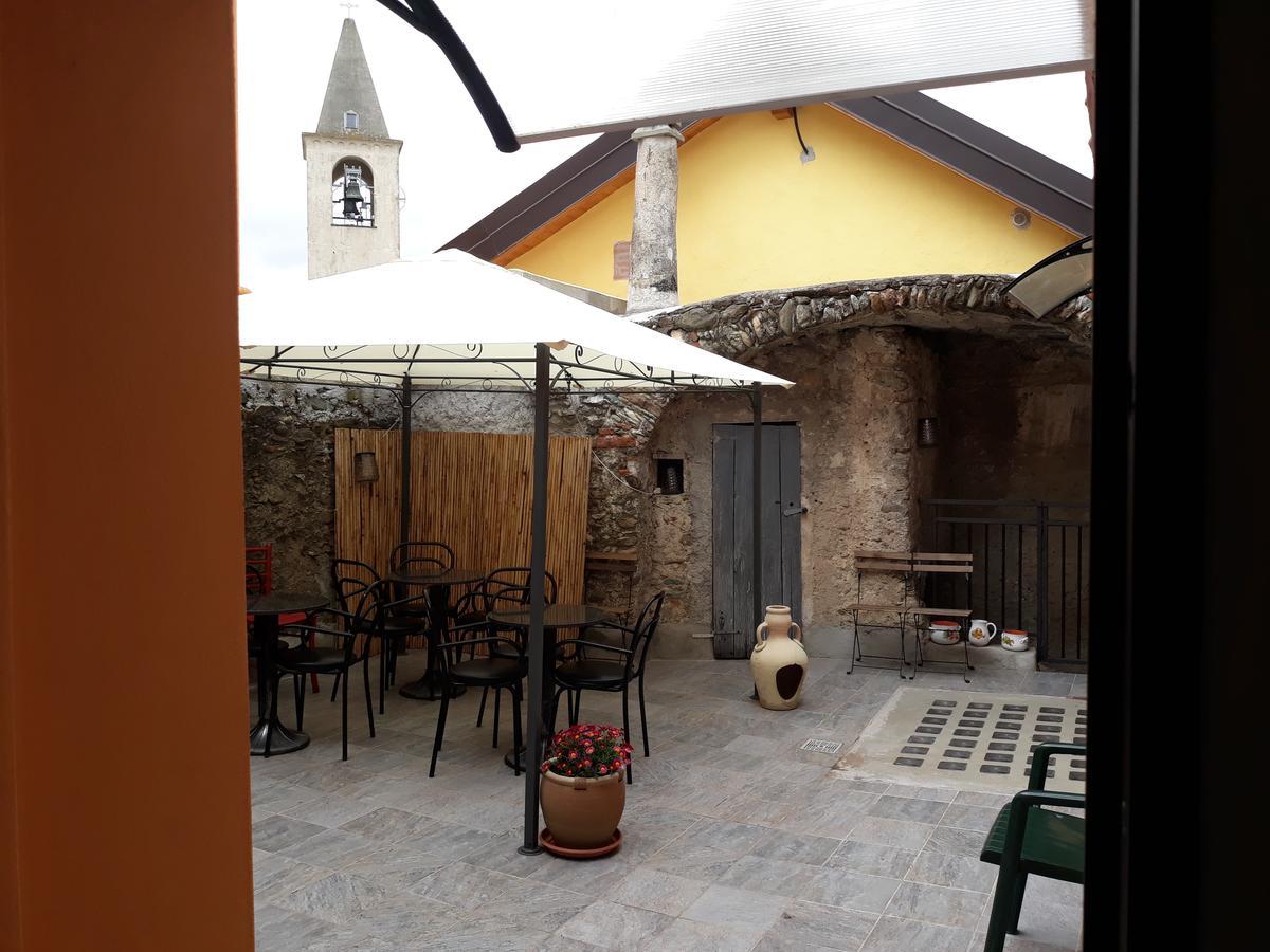 La Terra Di Mingo Acomodação com café da manhã Vado Ligure Exterior foto